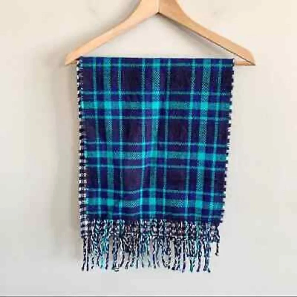Talbots • plaid reversible soft scarf